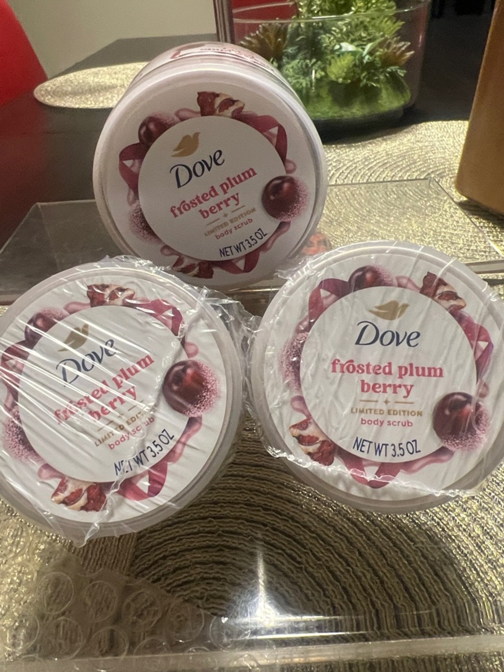 Dove Frosted Plum Berry Body Scrub - Plum
